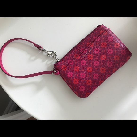 Coach Wrislet - Picture 2 of 5